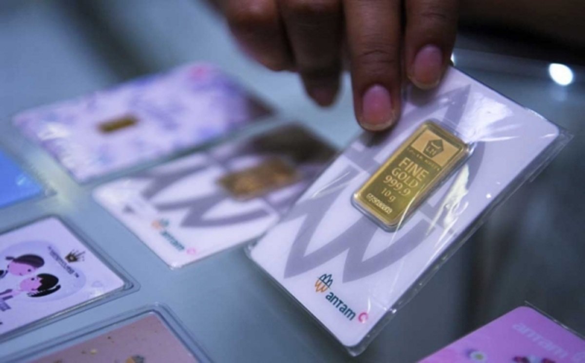 Harga Emas Antam Naik Tajam, Tembus Rp2.164.000 per Gram