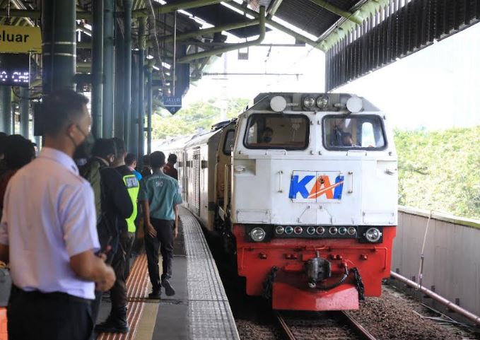 Daftar Kereta Ekonomi Dengan Diskon 30 Persen Nataru 2025