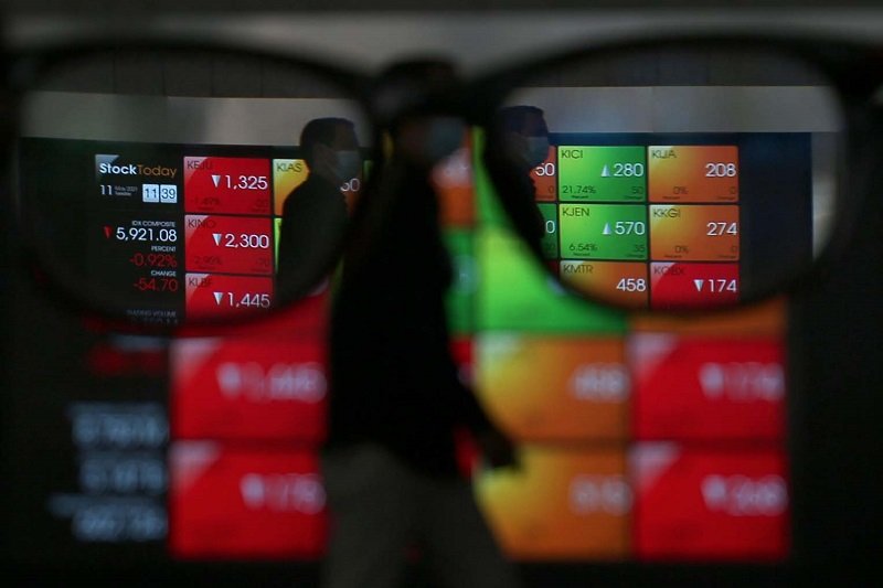 IHSG Awali Hari Dengan Penguatan Menuju Level 8.412