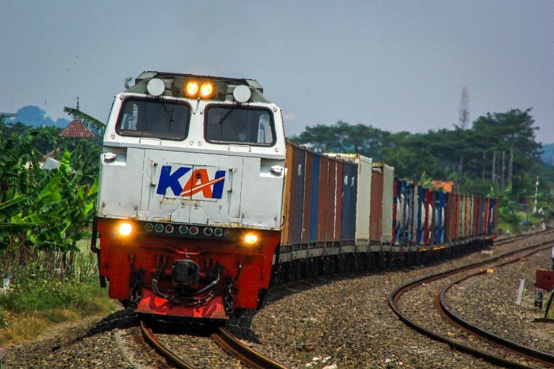 Volume Angkutan Logistik Kereta Meningkat 10% Saat Nataru