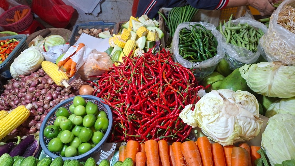 Harga Pangan Terbaru: Kenaikan Bawang, Beras, dan Daging