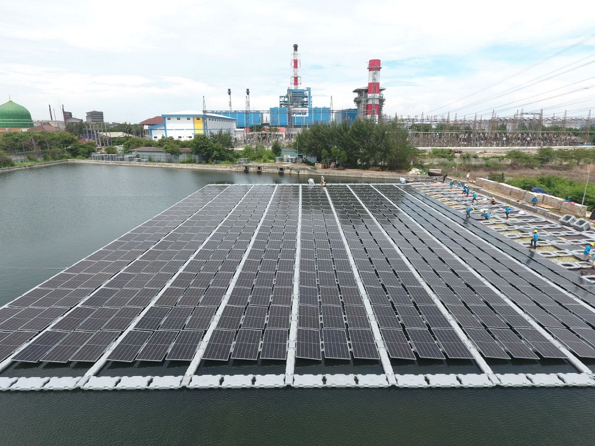 ESDM Luncurkan Proyek PLTS 100 GW di Jawa, Siapkan 24 Ribu Ha tanah