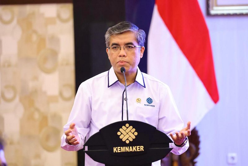Menaker Kunjungi Rumah Duka, Sebut Rachmat Gobel Teladan Baik