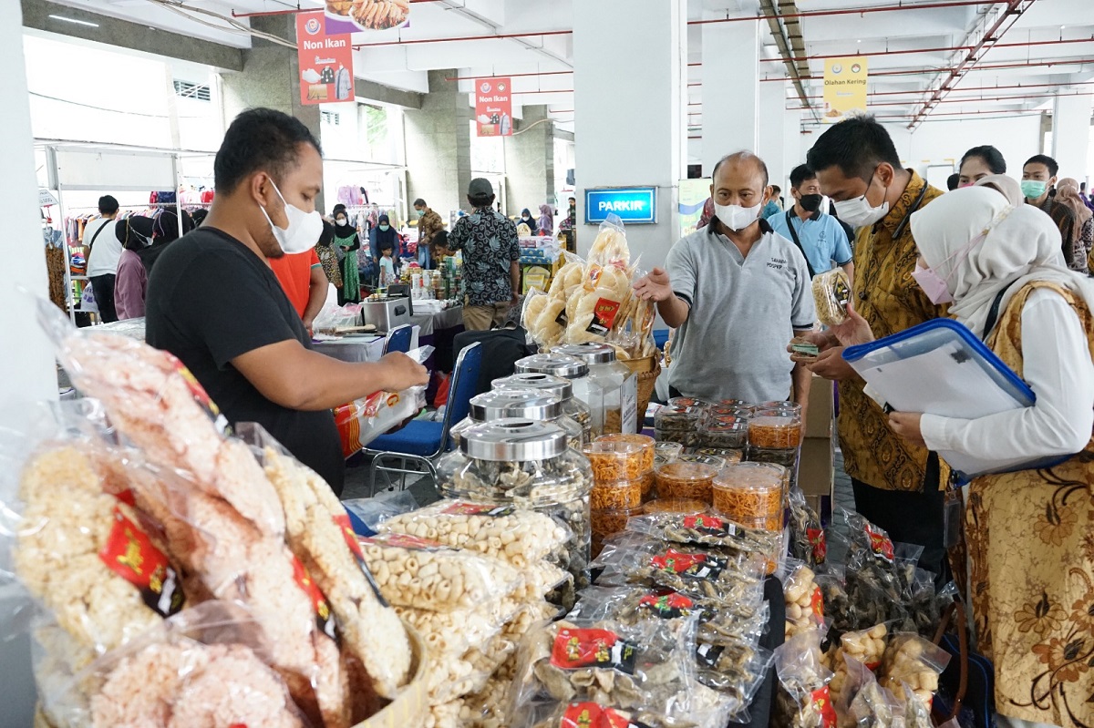 UMKM dan Kopdes Perikanan Dapatkan Literasi Keuangan dan Kredit