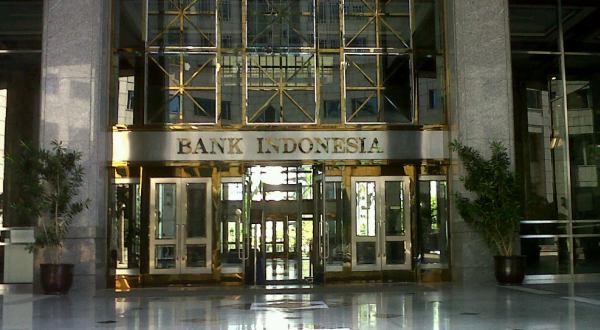 Rupiah Tertekan ke Rp18.180, BI Siap Intervensi NDF dan SBN